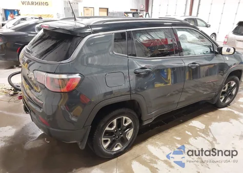 2018 Jeep Compass Trailhawk 4X4 z USA, uszkodzony, nr VIN 3C4NJDDB5JT262722